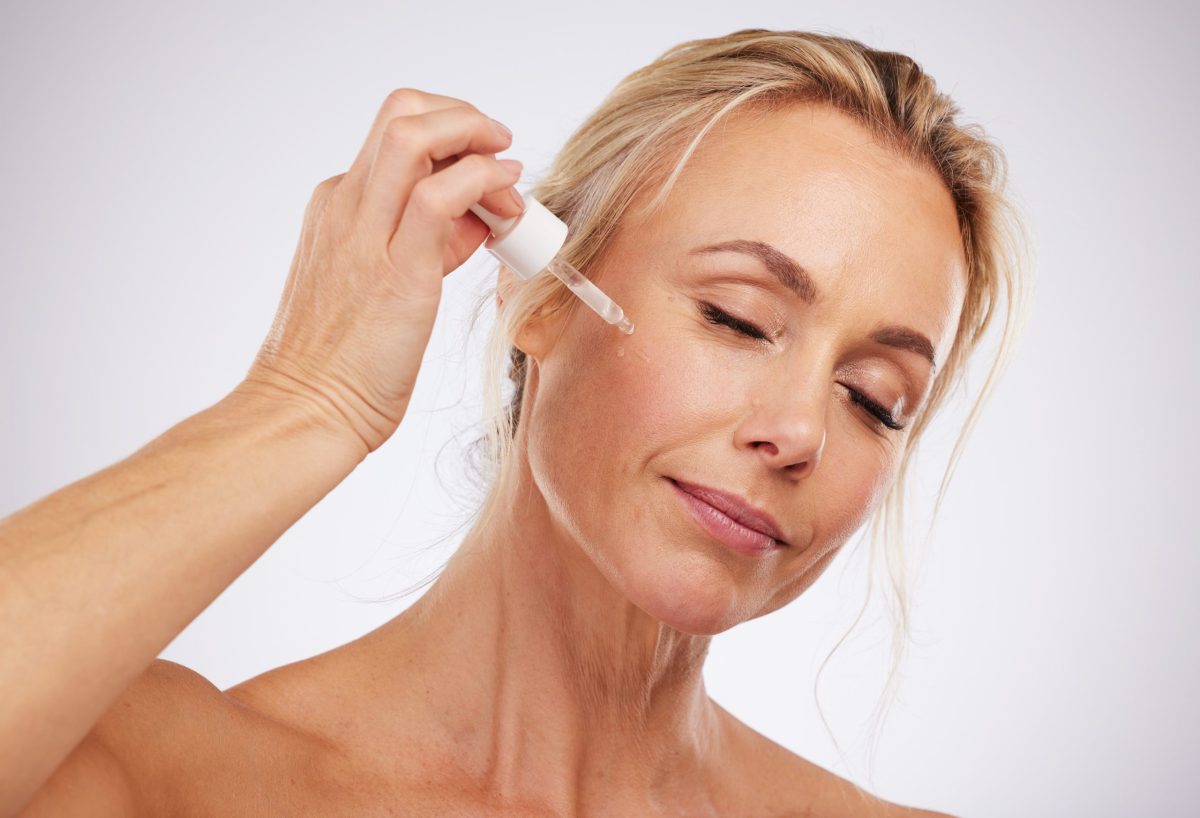 The Benefits of Peptide Therapy for Anti-Aging, Reading
